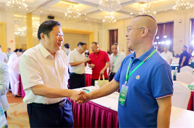 绿之韵胡国安参加湖南黄精论坛 共探黄精产业发展新路径