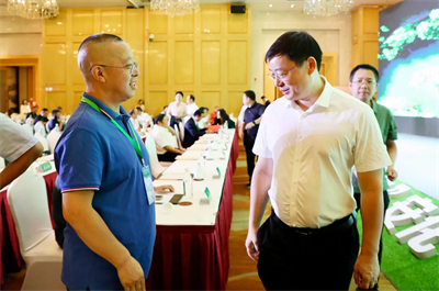 绿之韵胡国安参加湖南黄精论坛 共探黄精产业发展新路径