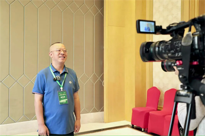 绿之韵胡国安参加湖南黄精论坛 共探黄精产业发展新路径