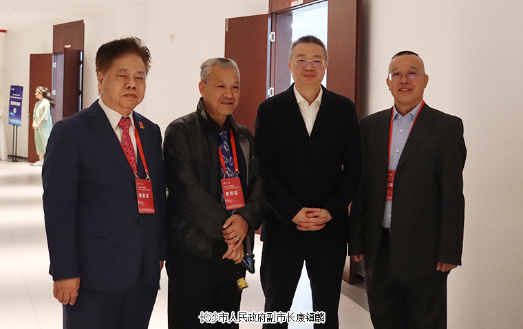 聚焦新质生产力 