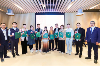 无限极家宴:合伙人与李锦记叙情谊