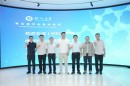 信阳市羊山新区党委书记方军平一行莅临卫康参观考察